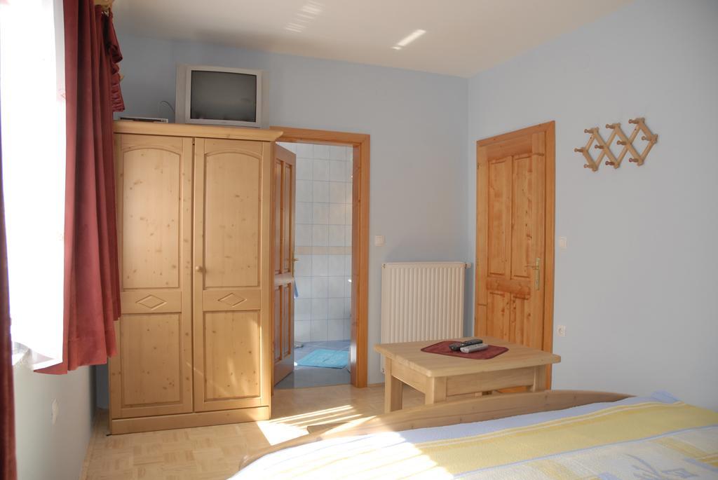 Tourist Farm Gradisnik Daire Solčava Dış mekan fotoğraf